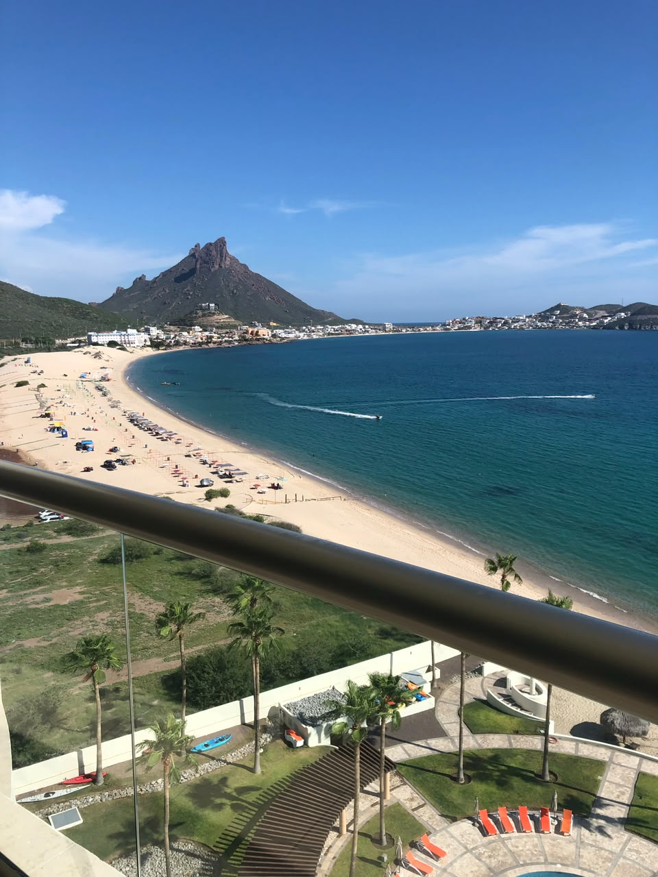 Vista panorámica al Mar de Cortés desde el piso 10